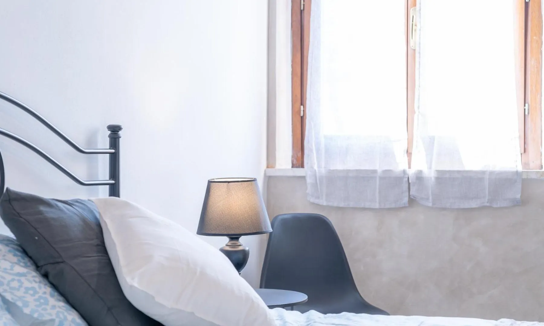Urban Center Arezzo Apartment 0*,