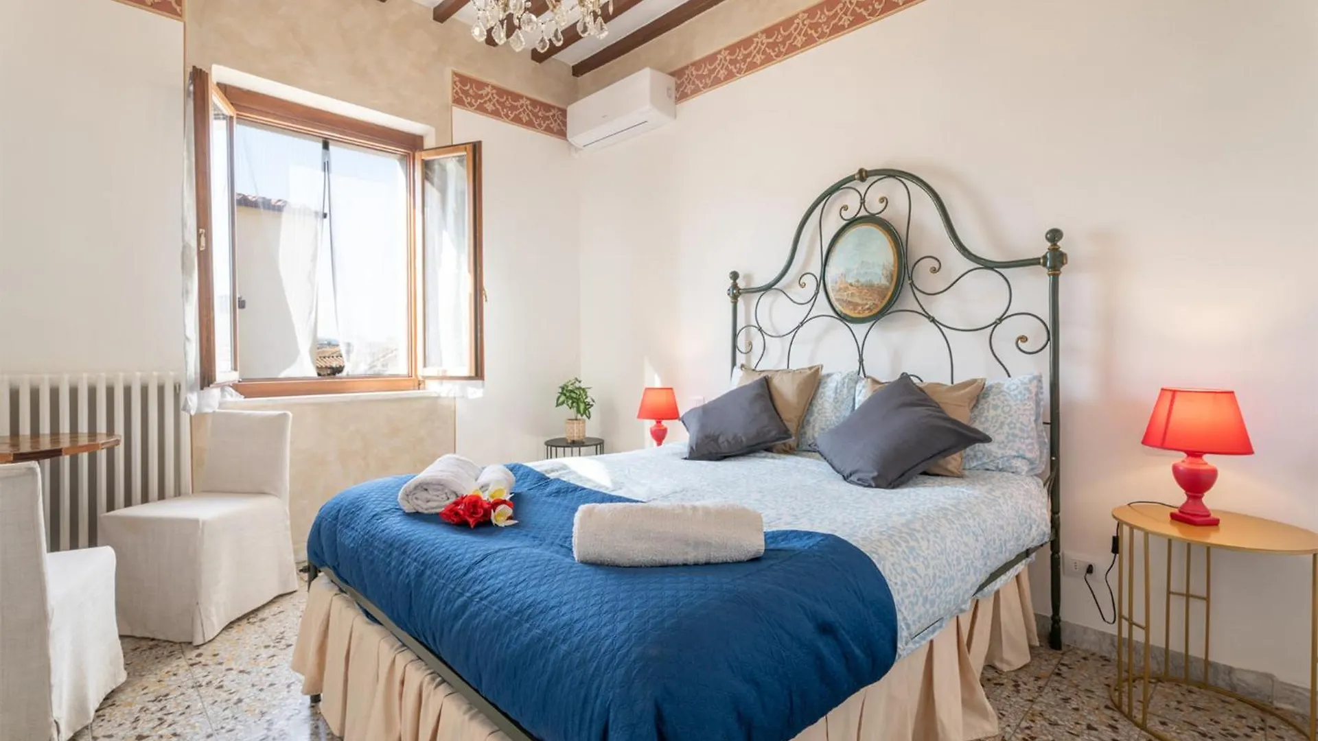 Urban Center Arezzo Apartment 0*,  Italy
